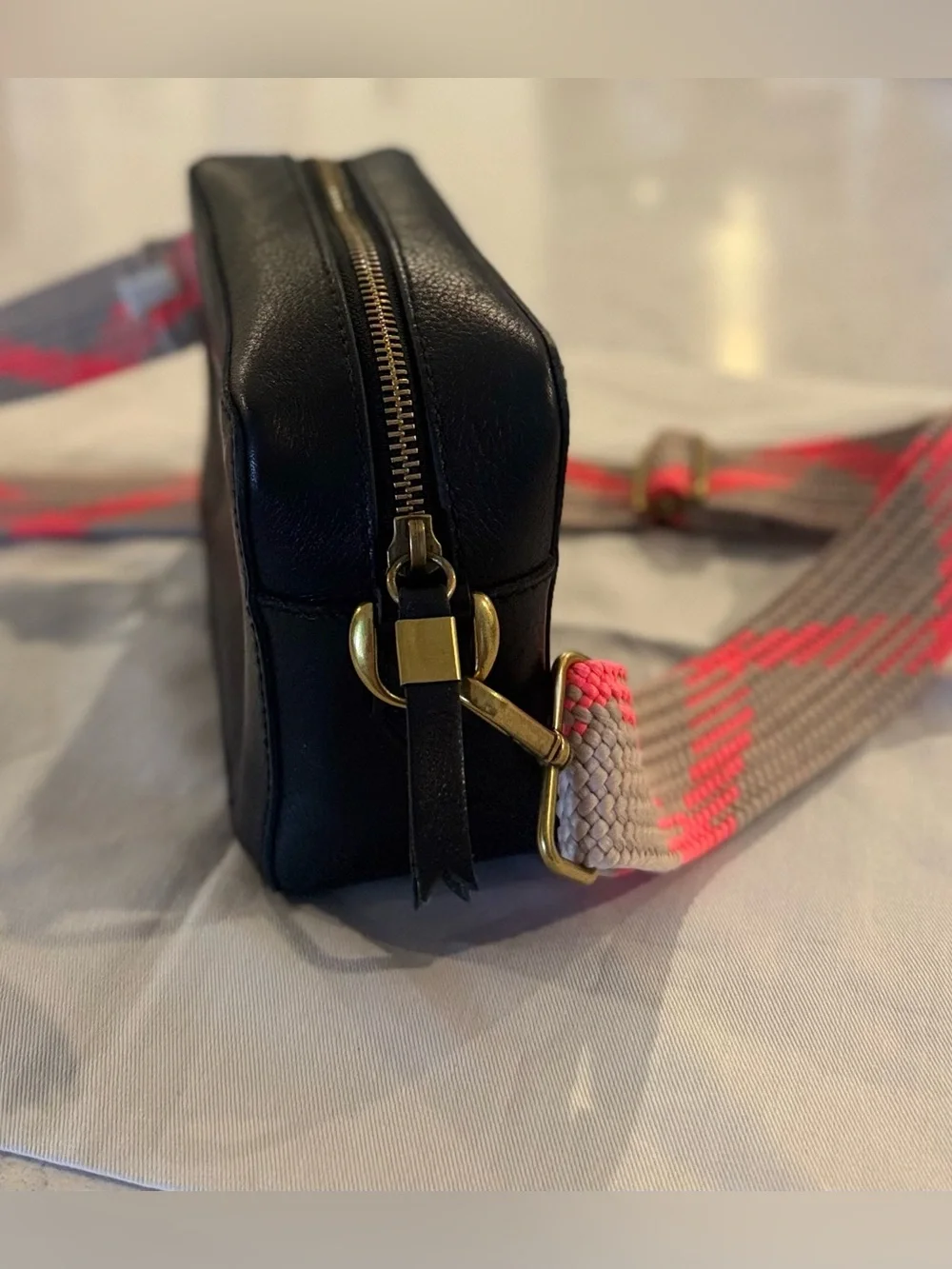 Madewell The Transport Camera Bag Black Leather with Wide and Webbed Strap